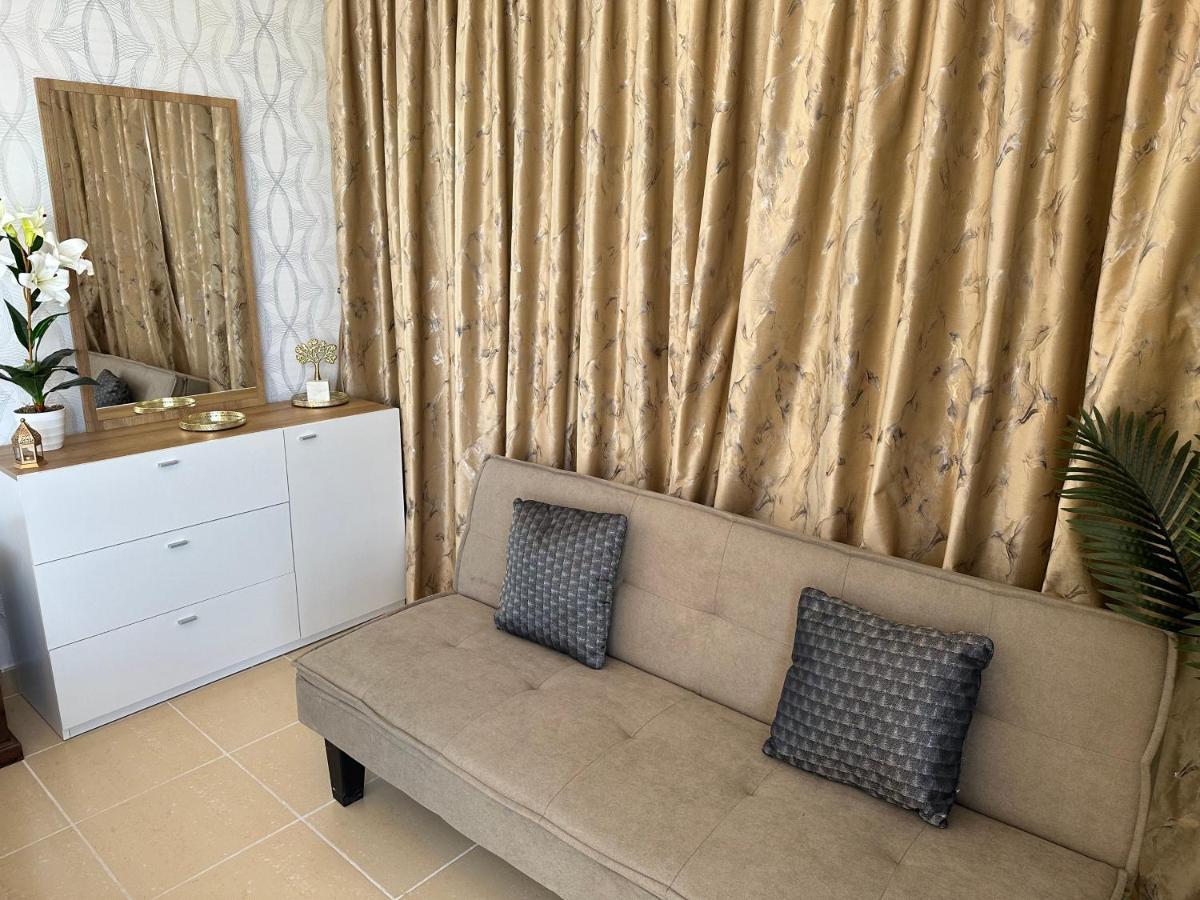 Luxury Casa - Indigo Sea View Apartment Jbr Beach 2Br Dubái Exterior foto